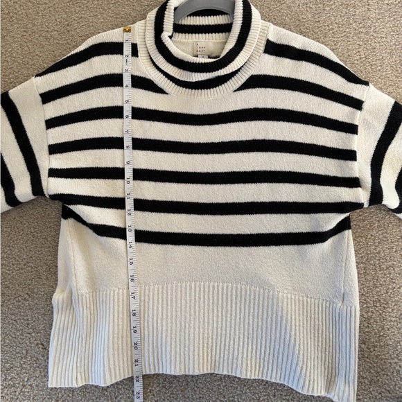 A New Day Black and White Striped Turtleneck Sweater - Picture 4 of 5